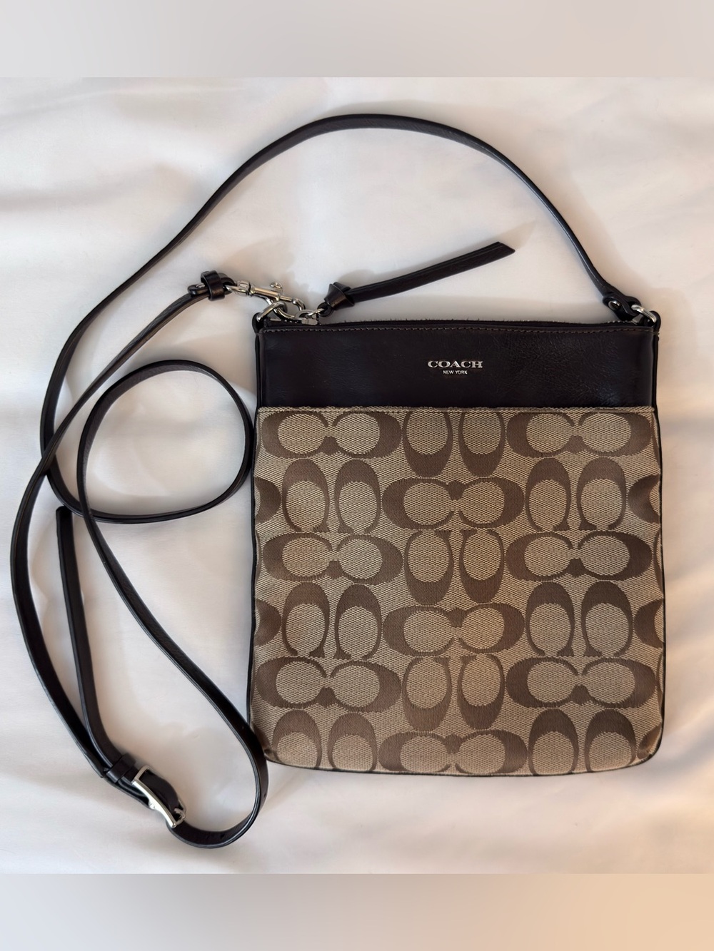 Coach North South Crossbody Swingpack Bag | Dark Brown & Beige